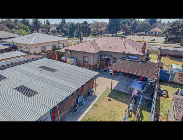 370M² BUSINESS CENTRE FOR SALE IN BRENTHURST